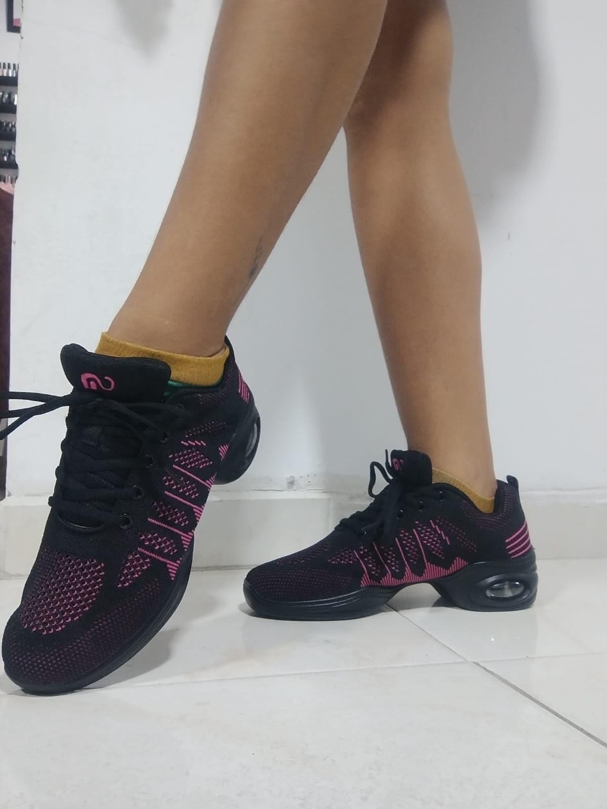 Luiza Bricks review for Slow Man shoes